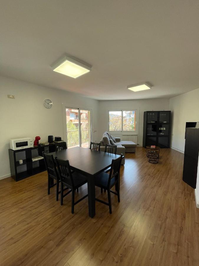 Apartamento Centrico En Berga - Alberga Esterno foto
